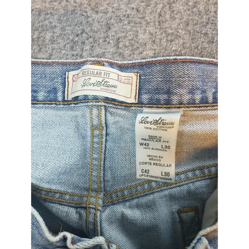Levi Strauss Signature Mens Regular Fit Light Wash Distressed Star Jeans 40x26